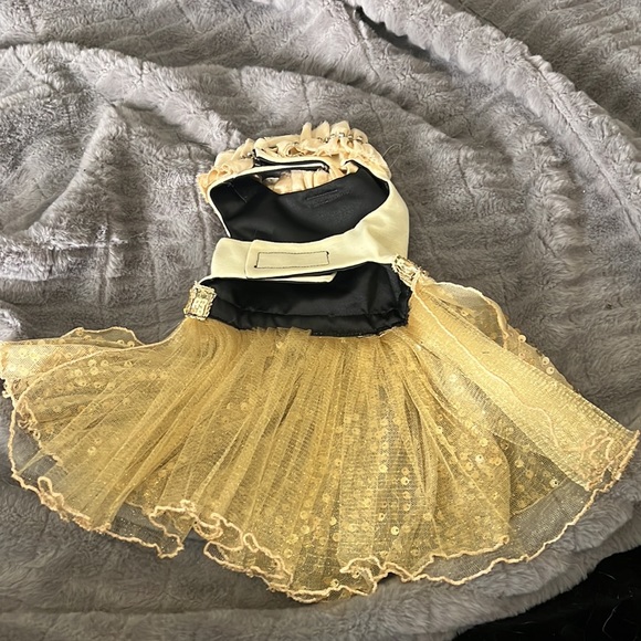 Sparkly dog dress harness - Picture 4 of 8